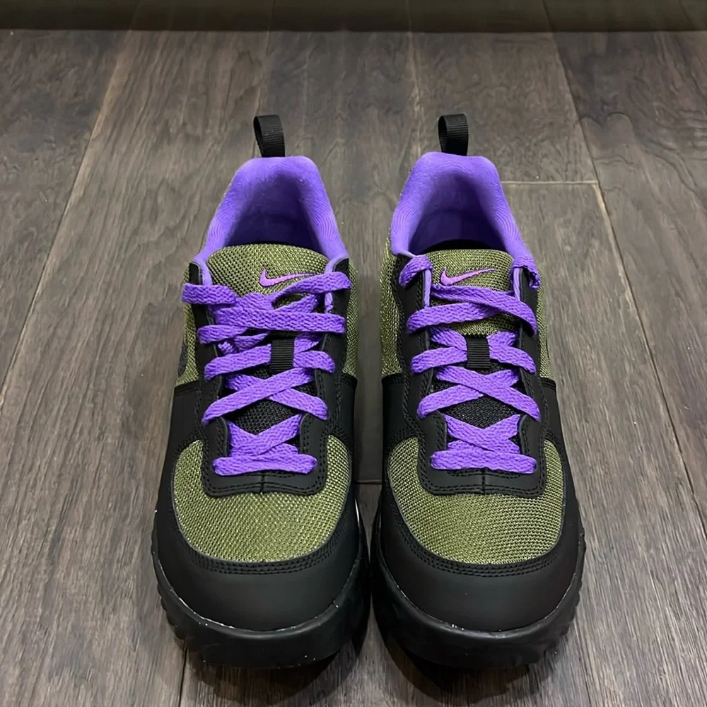 Nike Takos Low LE ACG Hiking Trail Shoes Sneakers new 377811 305 Mens Size 8.5